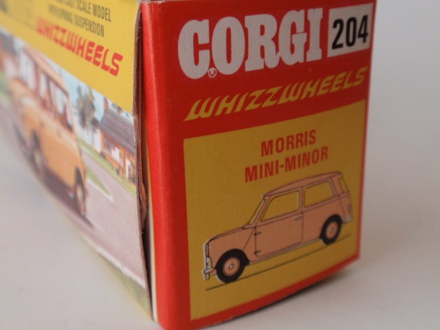 コーギー　No.204　モーリス・ミニ・マイナー／ウィズホイール（Corgi No.204 Morris Mini Minor/Wizzwheels）