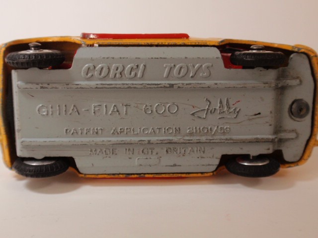 コーギー　No.242　フィアット600・ジョリー（Corgi No.242 Fiat 600 Jolly)