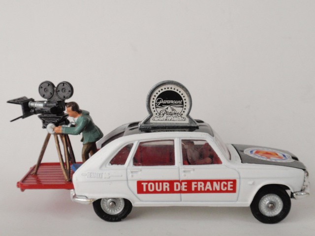 コーギー　ギフトセットNo.13　ルノー　16　ツール・ド・フランス　パラマウント・フィルム・ユニット（CORGI GS13 Renault 16 Tour de France Paramount Film Unit）