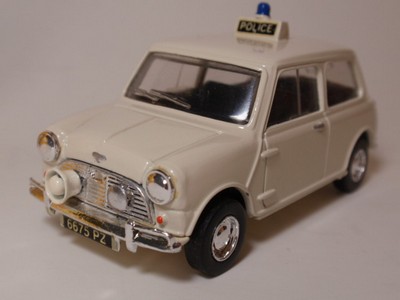 ディンキー　No.001　1964　ミニ・クーパー‘S’ポリス（Dinky Toys　No.001　1964　Mini Cooper 'S' Police）