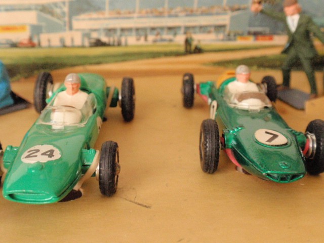 ディンキー　No.201　レーシングカーセット(DINKY No.201 Racing Car Set)