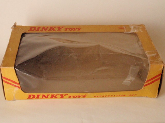 ディンキー　No.201　レーシングカーセット(DINKY No.201 Racing Car Set)