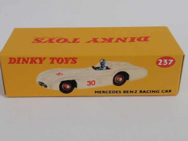 ディンキー　No.237　メルセデス・ベンツ　レーシングカー（DINKY No.237 Mercedes Benz Racing Car）