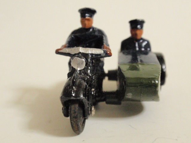 ディンキー　No.42b　モーターサイクル・パトロール／No.43b RAC　モーターサイクル・パトロール（DINKY No.42b Motor Cycle Patrol/No.43b R.A.C Motor Cycle Patrol）