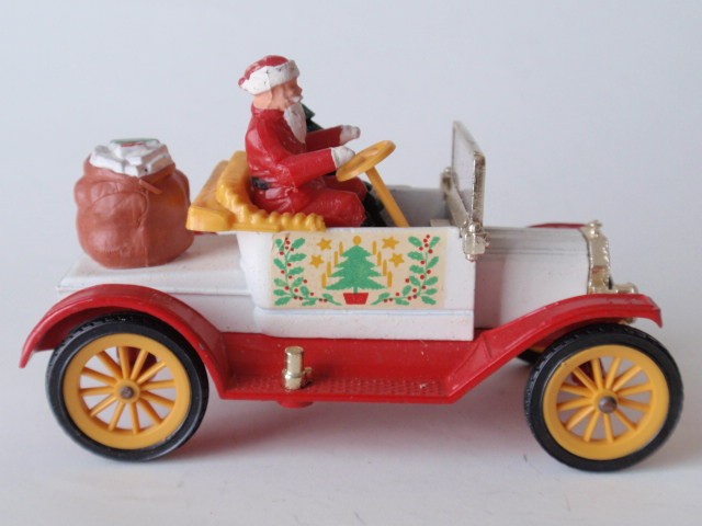 ディンキー　No.485　T型フォード「サンタクロース」(DINKY No.485 Ford Model 'T' with Santa Claus)