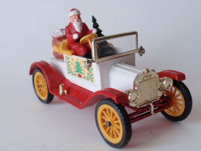 ディンキー　No.485　T型フォード「サンタクロース」(DINKY No.485 Ford Model 'T' with Santa Claus)