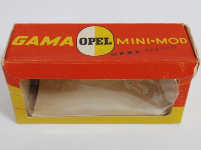 ガマ　No.902 オペル・レコルト（GAMA No.902 Opel Rekord)