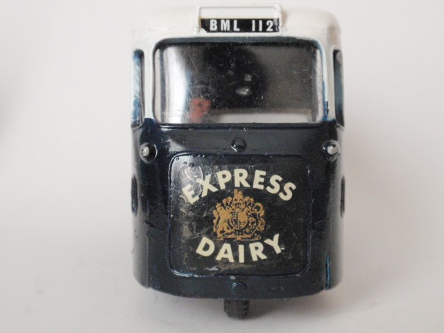 スポット・オン　No.271　「Express Dairy」バン（SPOT-ON No.271 Express Dairy Van）