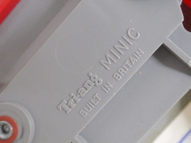 トライ・アング　ミニック／電動式モーリス・ミニ・マイナー（TRI-ANG MINIC/Morris Mini Minor）
