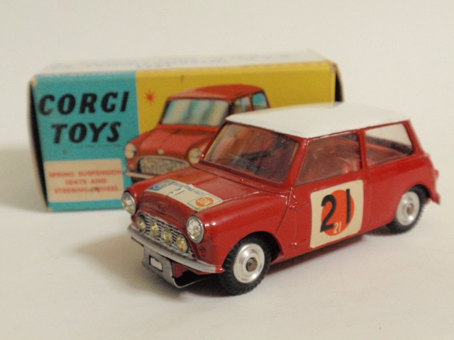 コーギー　No.333　RAC　1966インターナショナル・ラリー　ミニ・クーパー　S（CORGI No.333 1966 R.A.C. International Rally B.M.C. Mini Cooper 'S')