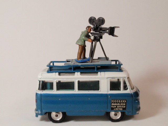 コーギー　No.479　コマー・モバイル・カメラ・バン　サミュエルソン・フィルム・サービス（Corgi No.479 Commer Mobile Camera Van - Samuelson Film Service)