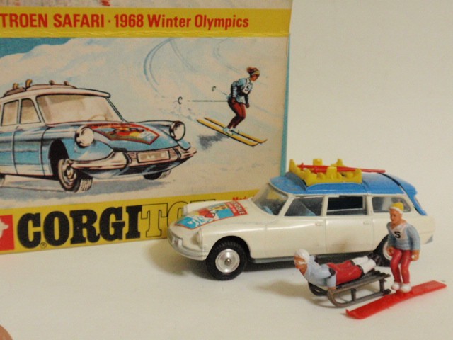 コーギー　No.449　シトロエン・サファリ　1968年冬季オリンピック（CORGI No.449 Citroen Safari 1968 Winter Olympics）