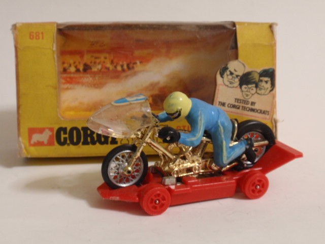 コーギー　No.681　スタントバイク（Corgi No.681 Stunt Motorcycle)