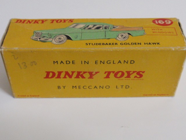 ディンキー　No.169 スチュードベーカー・ゴールデン・ホーク（DINKY No.169 Studebaker Golden Howk)