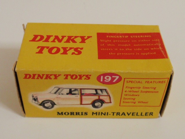 ディンキー　No.197　モーリス・ミニ・トラベラー（DINKY No.197 Morris Mini Traveller)
