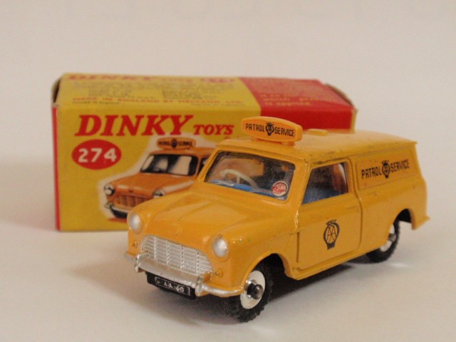ディンキー　No.274　AAミニ・バン（Dinky No.274 AA Mini Van)