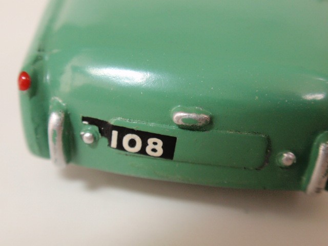 スポットオン　No.108　トライアンフ　TR3（SPOT-ON No.108 Triumph TR3)
