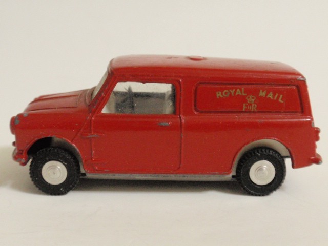 スポット・オン　No.210/1　モーリス・ミニ・バン　ロイヤル・メイル（SPOT-ON No.210/1 Morris Mini Van - Royal Mail)