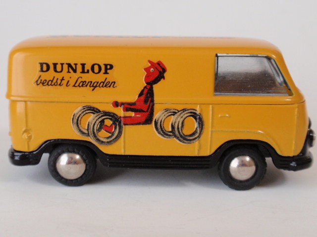 テクノ　No.419 フォード・タウナス・バン「ダンロップ」（TEKNO No.419 Ford Taunus - Dunlop）