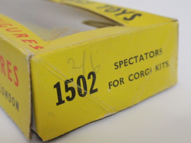 コーギー　No.1502　フィギュアセット（CORGI No.1502 Set of Spectators for Corgi Kit）